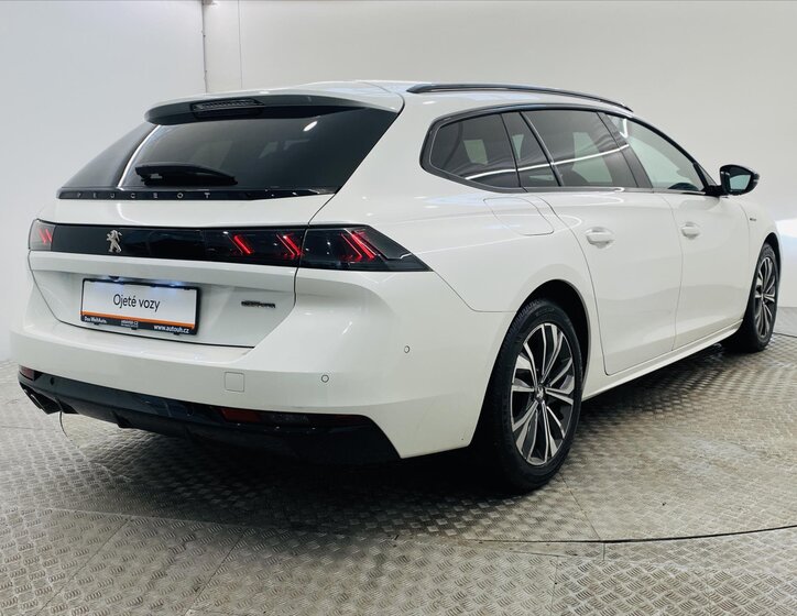 Peugeot 508 Kombi 2,0 l 120 kw