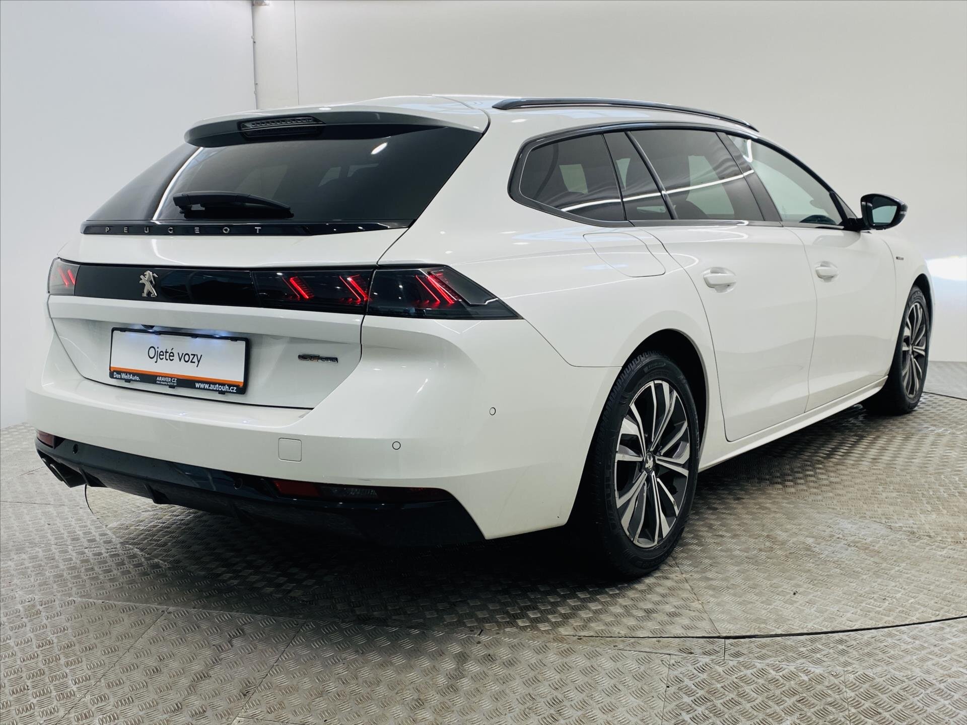 Peugeot 508 Kombi 2,0 l 120 kw
