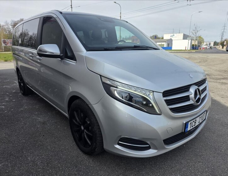 Mercedes-Benz Třídy V Kombi 2,1 l 140 kw