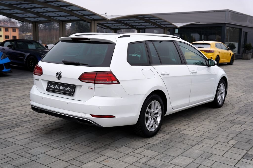 Volkswagen Golf Kombi 1,6 l 85 kw