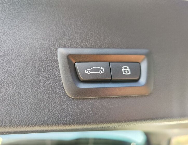 BMW X3 SUV / Terénní 2,0 l 145 kw