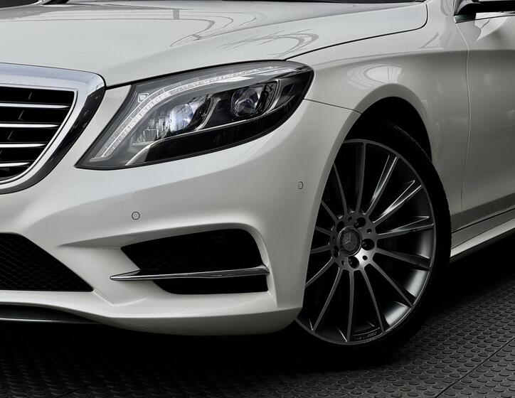 Mercedes-Benz Třídy S 43