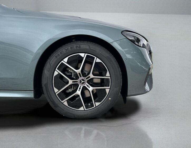 Mercedes-Benz Třídy E 15