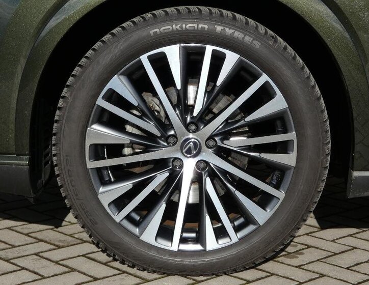 Lexus RX 350h SUV / Terénní 2,5 l 140 kw