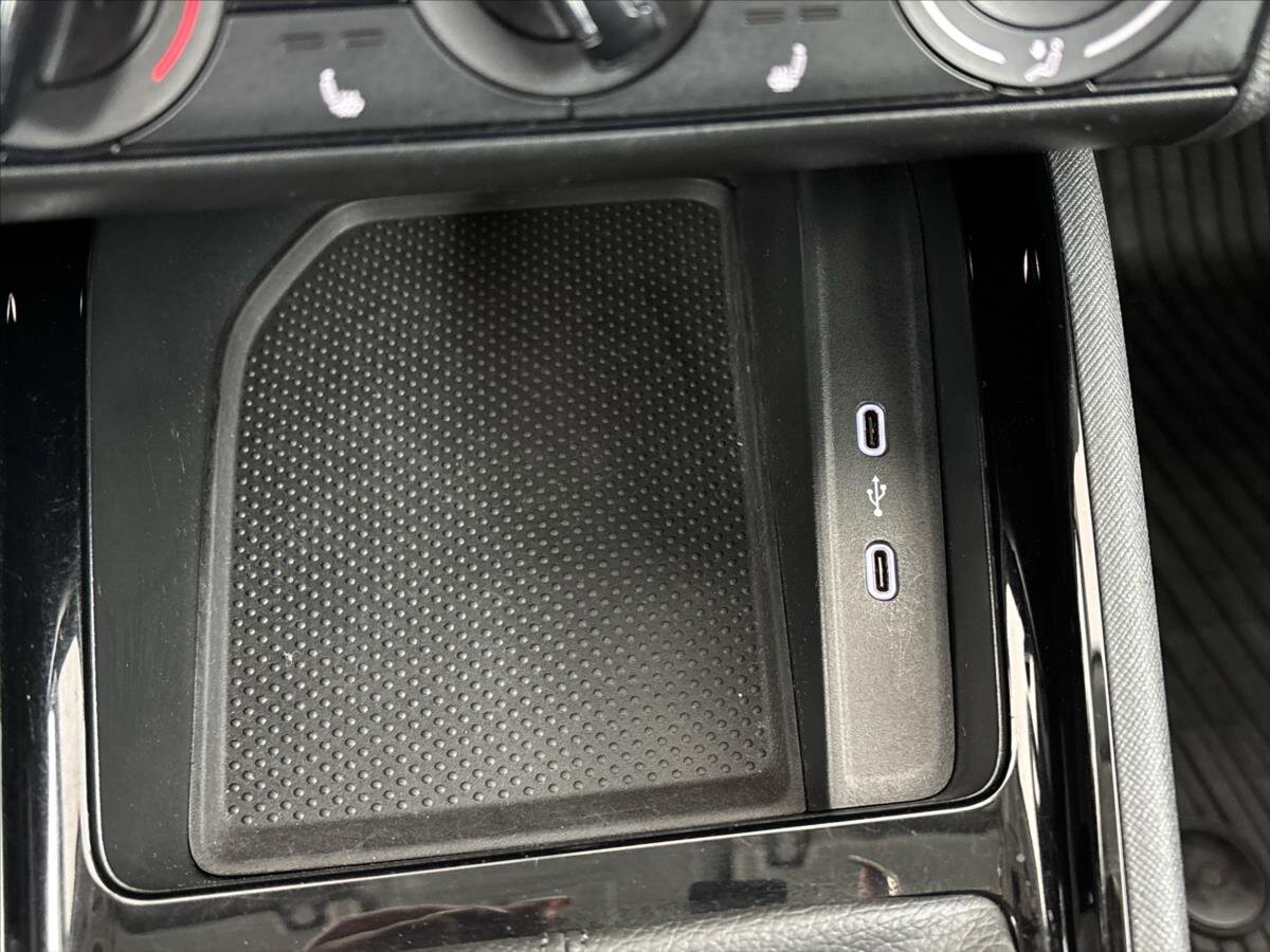 Škoda Scala Hatchback 999,0 85 kw