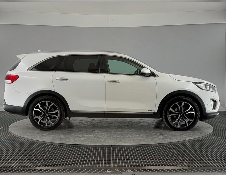 KIA Sorento SUV / Terénní 2,2 l 147 kw