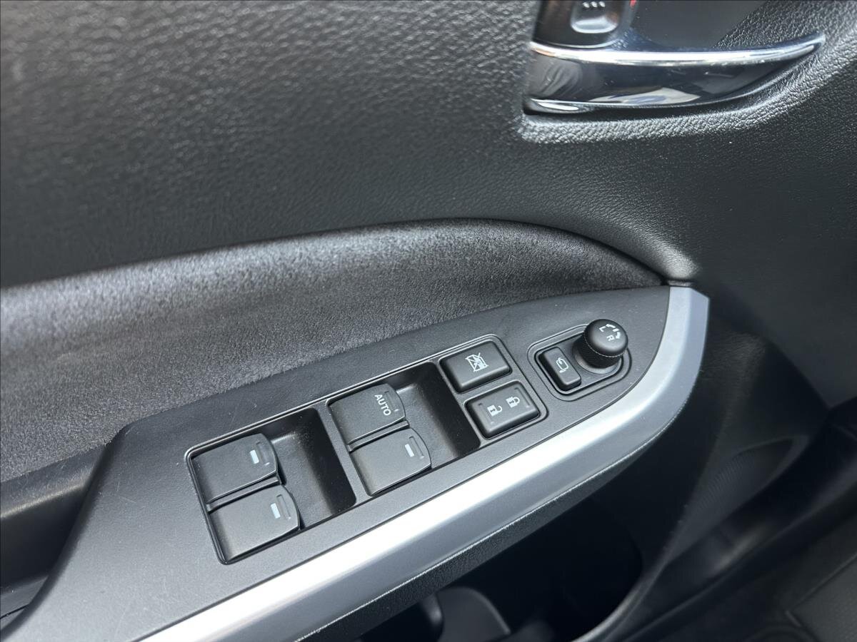 Suzuki Vitara SUV 1,6 l 88 kw