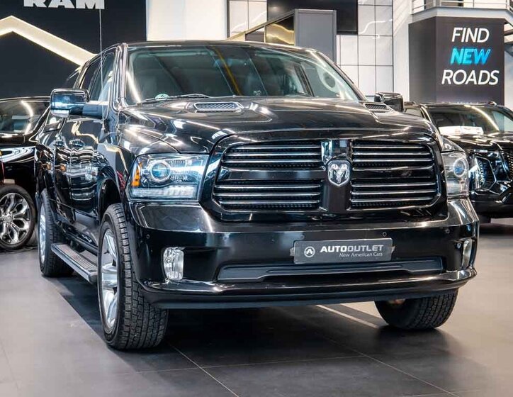 Dodge RAM Pick-up 5,7 l 286 kw