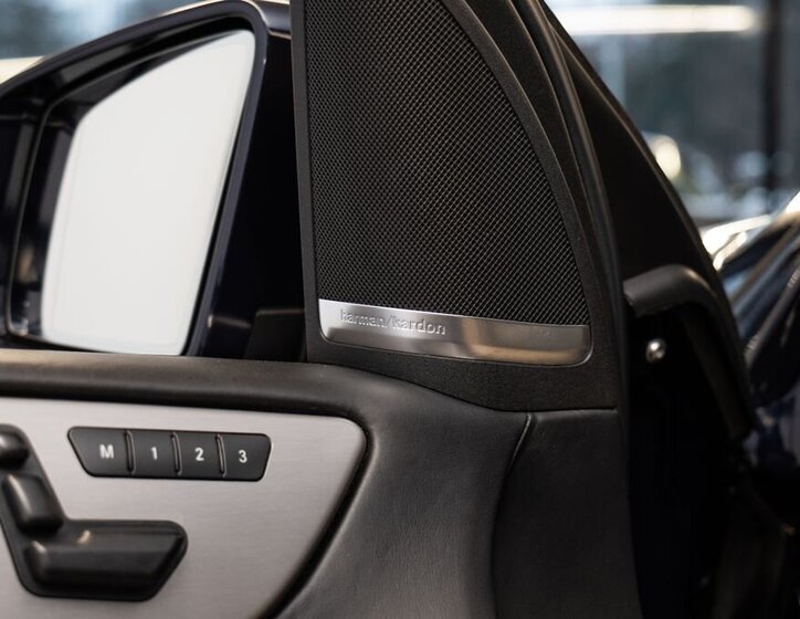 Mercedes-Benz GL SUV 4,7 l 320 kw