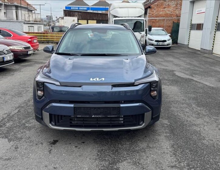 KIA Stonic CUV / Crossover 998,0 74 kw