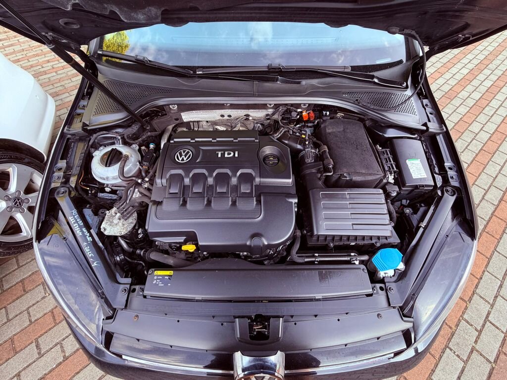 Volkswagen Golf Kombi 1,6 l 77 kw