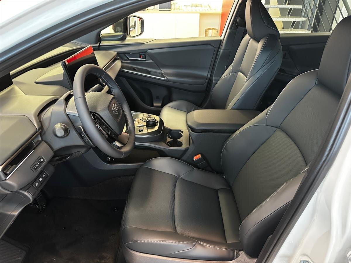 Toyota bZ4X SUV / Terénní 0,0 252 kw