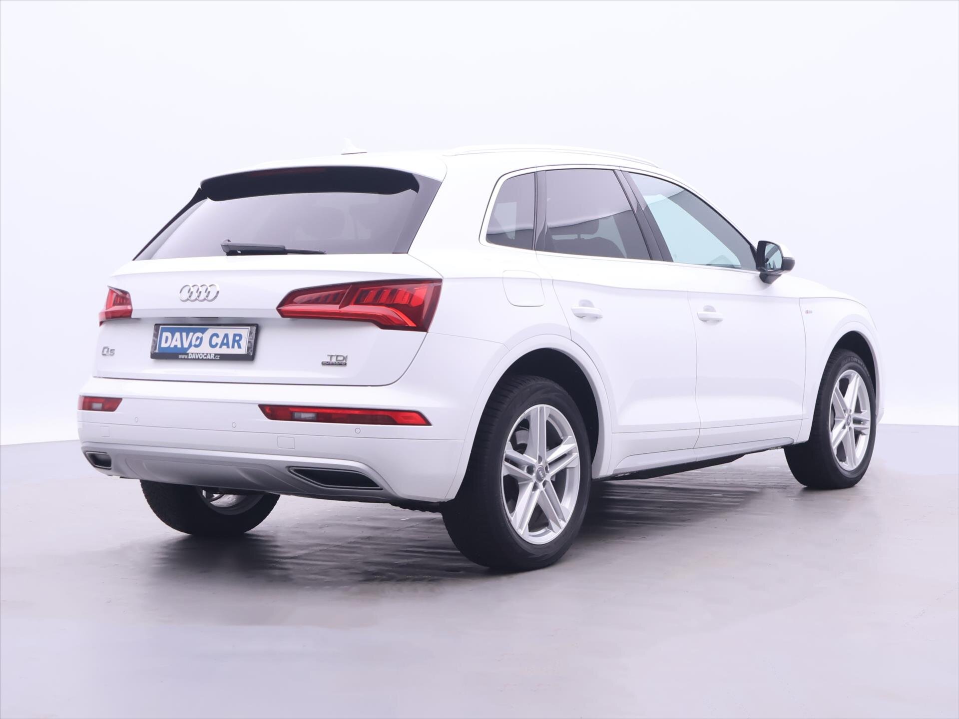 Audi Q5 SUV / Terénní 2,0 l 140 kw