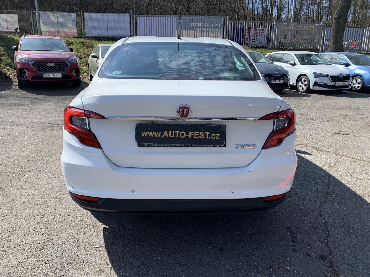 Fiat Tipo Sedan / Limuzína 1,4 l 70 kw