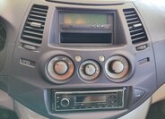 Mitsubishi Grandis MPV 2,4 l 121 kw