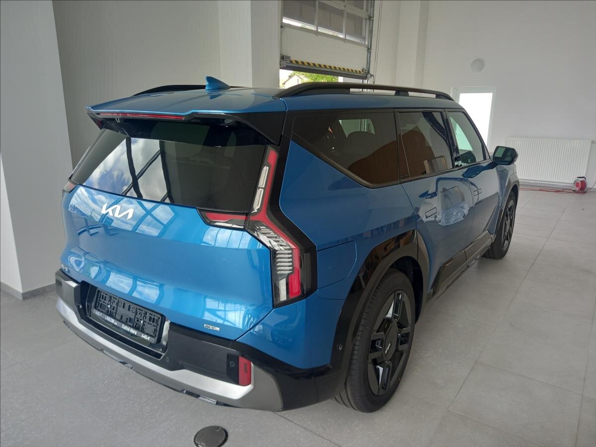 KIA EV9 SUV / Terénní 0,0 282 kw