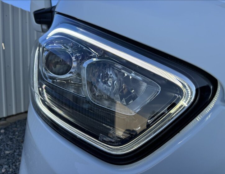 Ford Transit Custom Skříň 2,0 l 77 kw