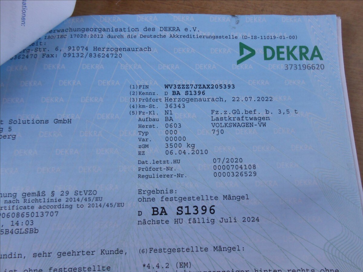 Volkswagen Transporter Kombi 2,0 l 75 kw