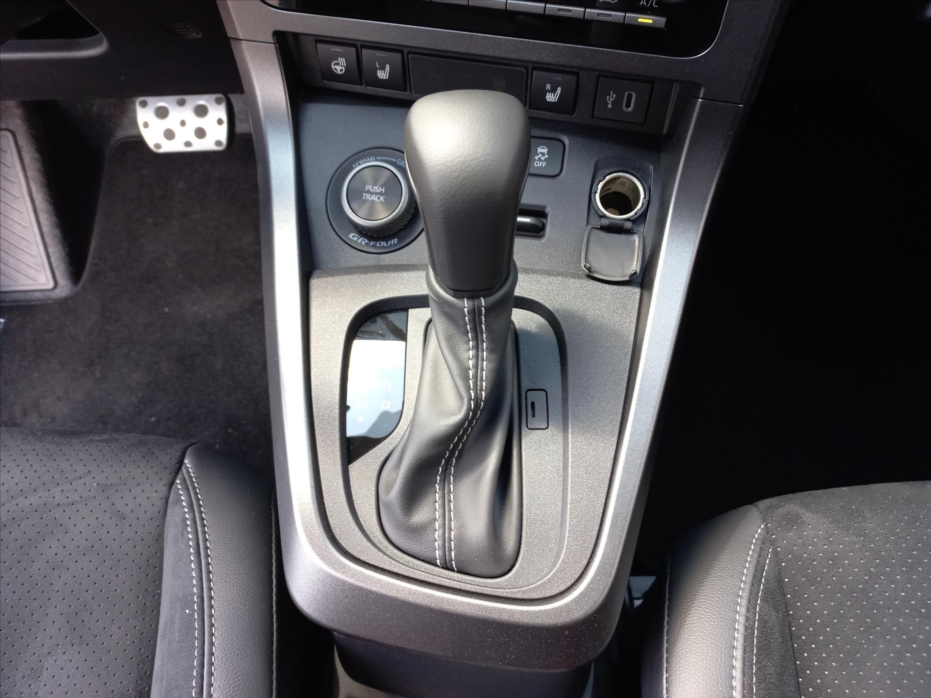 Toyota GR Yaris Hatchback 1,6 l 206 kw