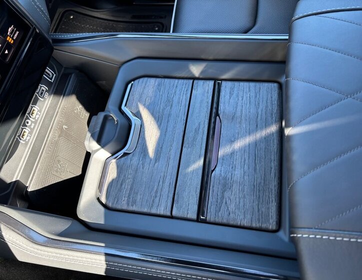 Dodge RAM Pick-up 3,0 l 403 kw