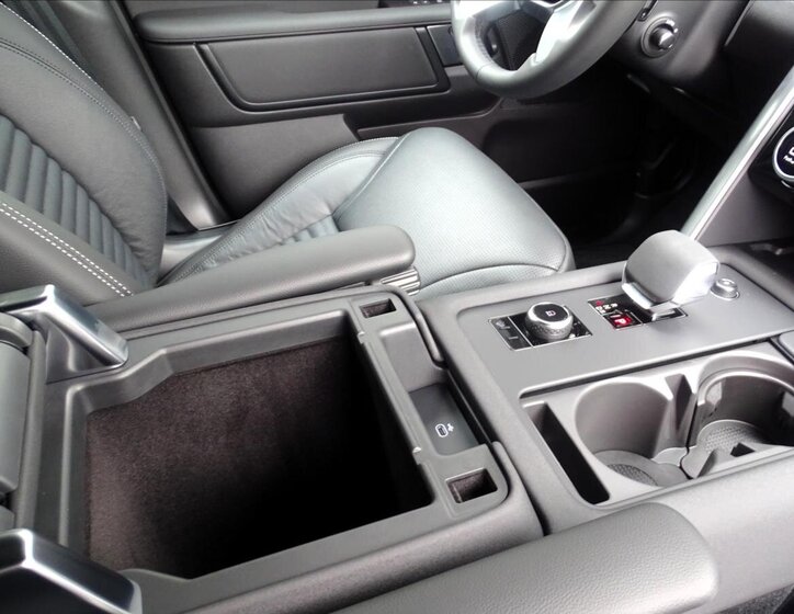 Land Rover Discovery SUV / Terénní 3,0 l 184 kw