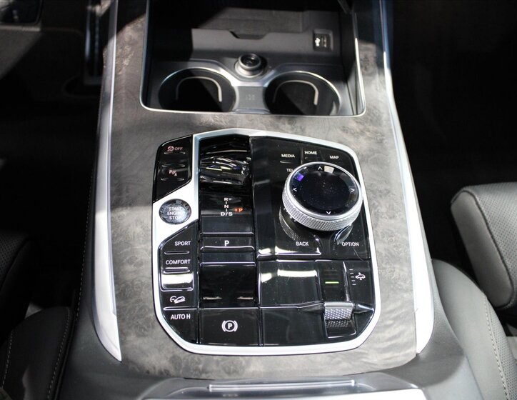 BMW X7 SUV 3,0 l 250 kw