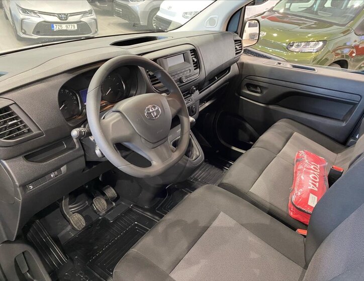 Toyota ProAce Skříň 2,0 l 106 kw