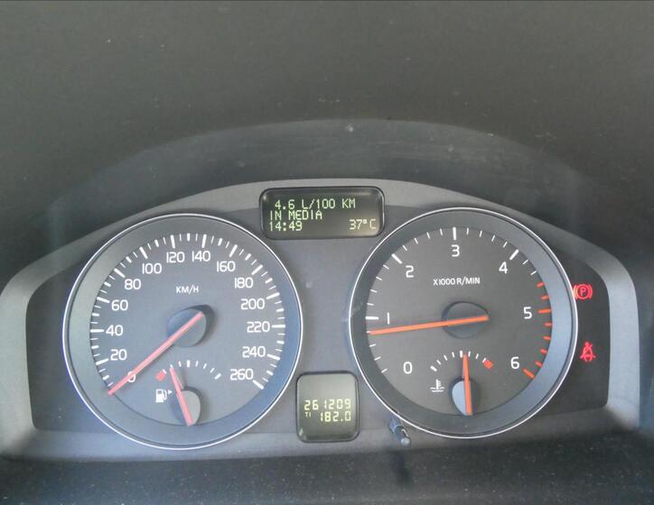 Volvo V50 29