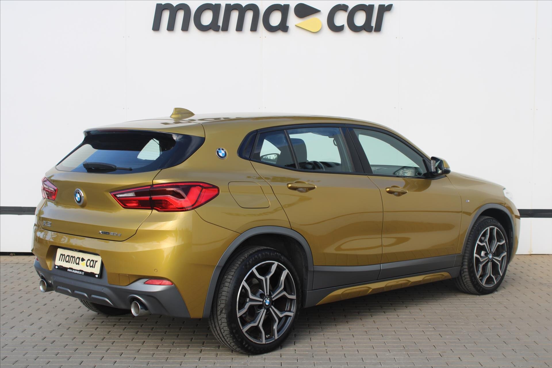 BMW X2 SUV / Terénní 2,0 l 140 kw