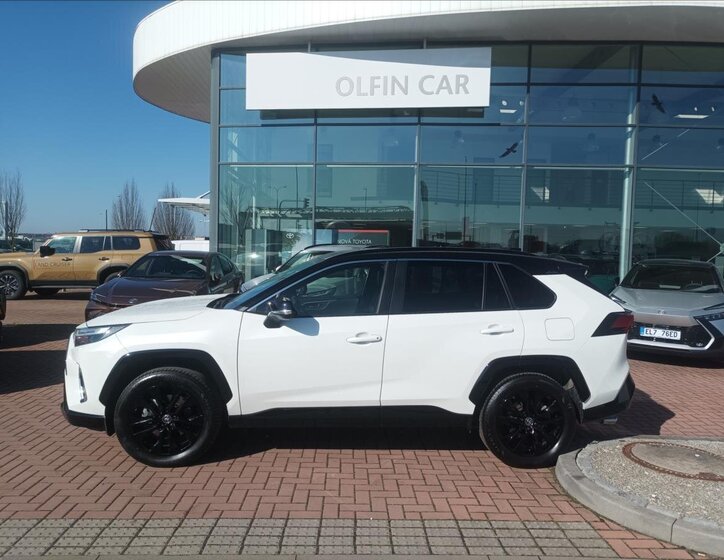 Toyota RAV4 SUV / Terénní 2,5 l 131 kw