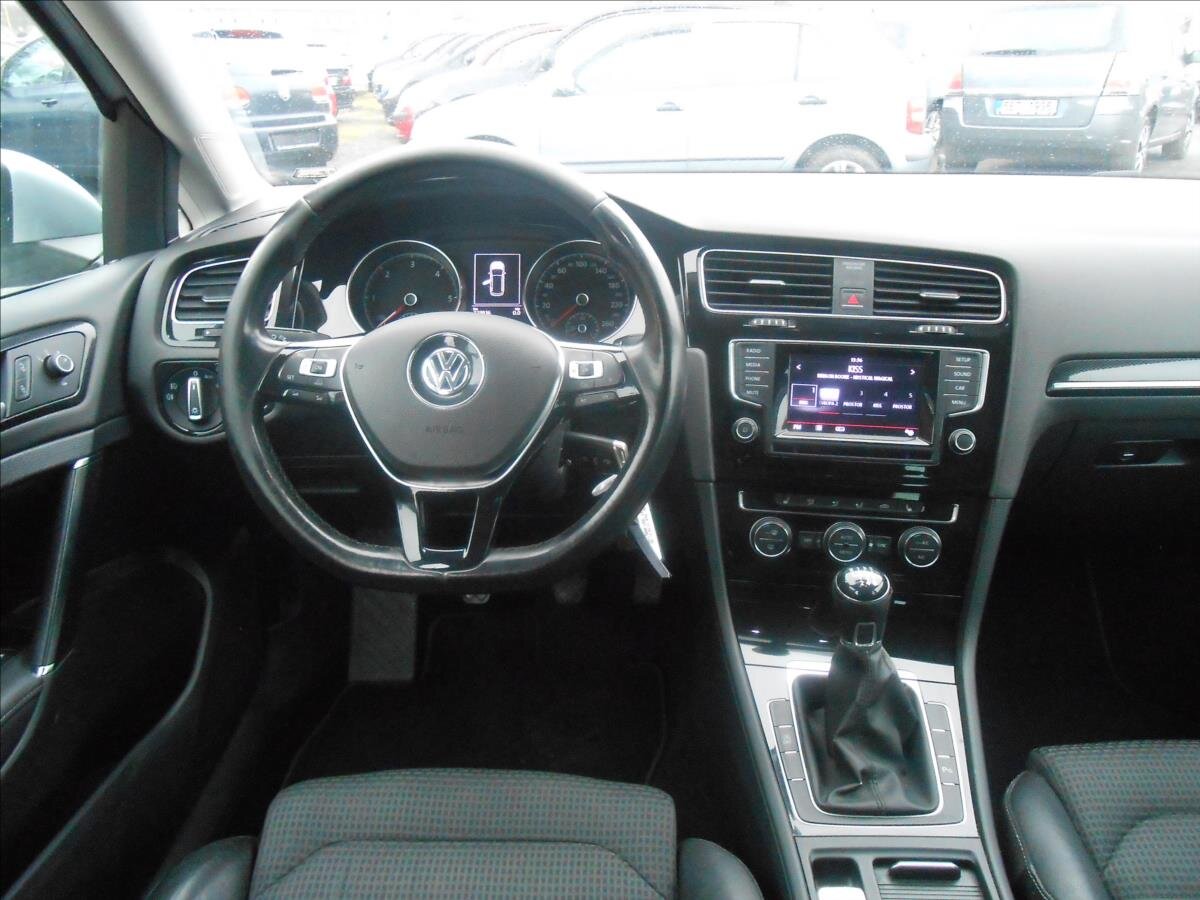 Volkswagen Golf Kombi 2,0 l 110 kw