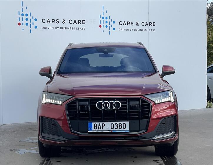 Audi Q7 23