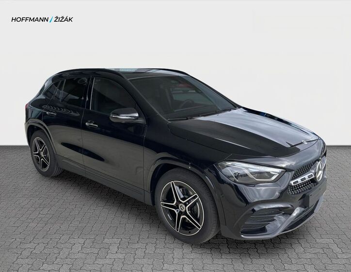 Mercedes-Benz GLA 3