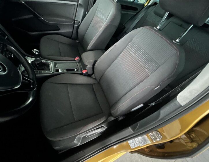 Volkswagen Golf Kombi 999,0 81 kw