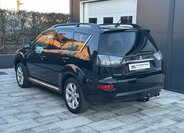 Mitsubishi Outlander SUV / Terénní 2,3 l 130 kw