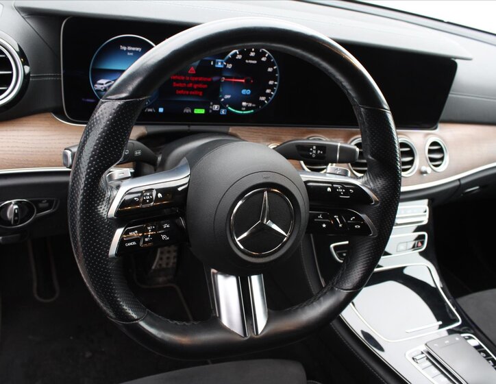 Mercedes-Benz Třídy E Kombi 2,0 l 143 kw