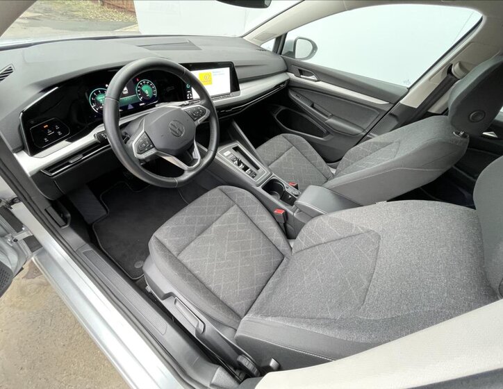 Volkswagen Golf Kombi 1,5 l 110 kw