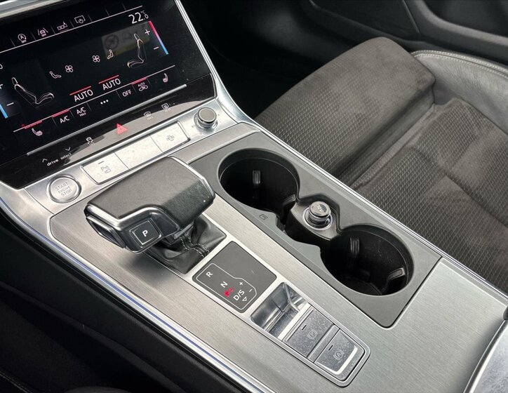 Audi A6 Sedan / Limuzína 3,0 l 250 kw