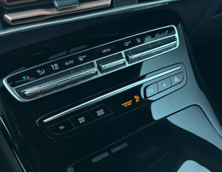 Mercedes-Benz EQC SUV / Terénní 0,0 300 kw