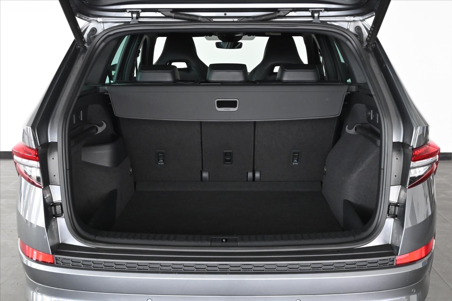 Škoda Kodiaq SUV / Terénní 1,5 l 110 kw