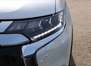 Mitsubishi Outlander SUV / Terénní 2,0 l 110 kw