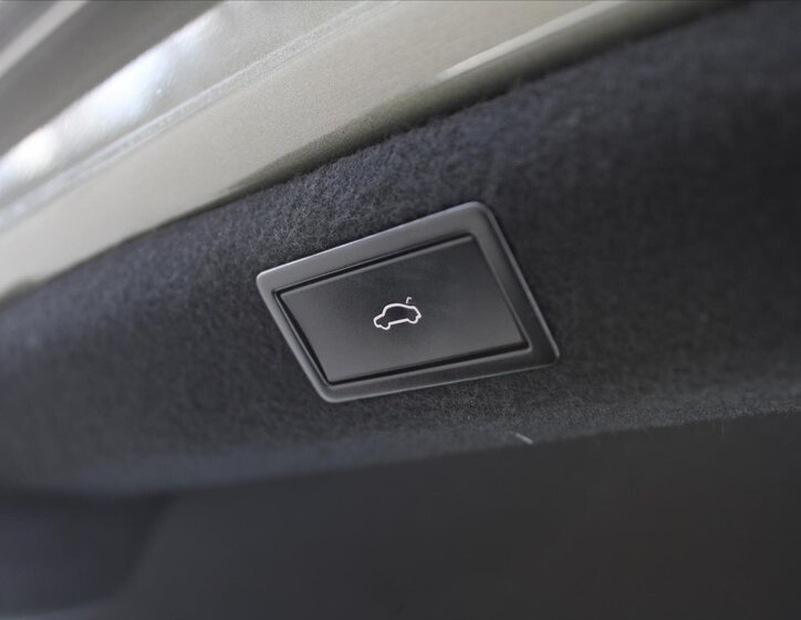 Škoda Superb Liftback 2,0 l 206 kw