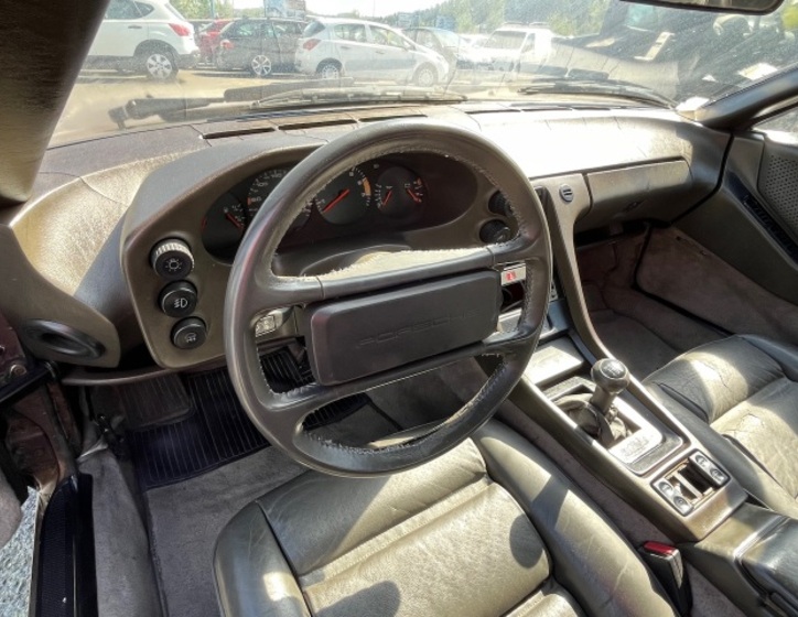 Porsche 928 14