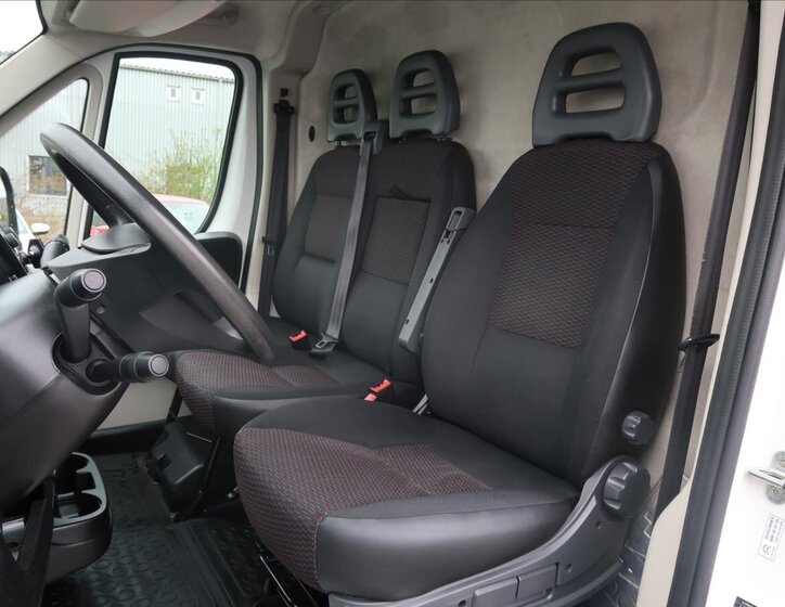 Citroën Jumper Ostatní 2,0 l 120 kw