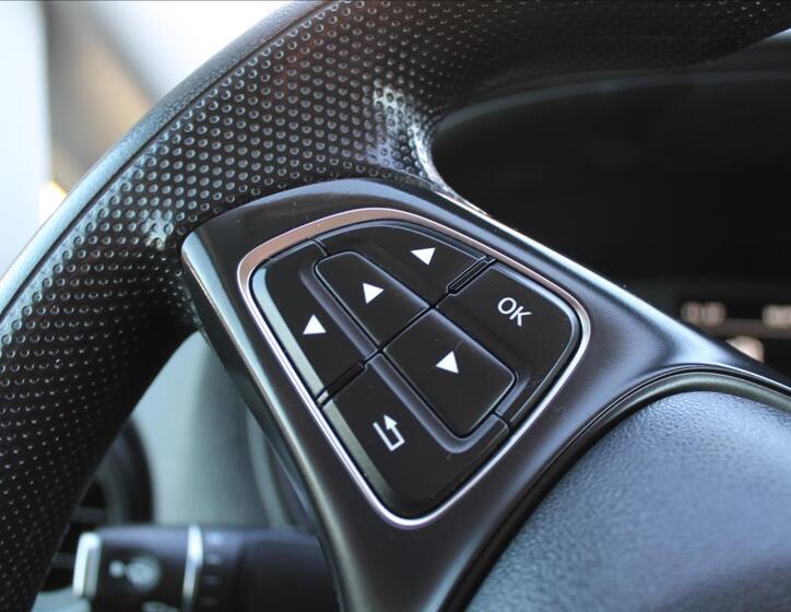 Mercedes-Benz Vito 16