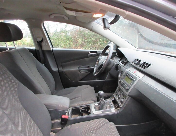 Volkswagen Passat 12