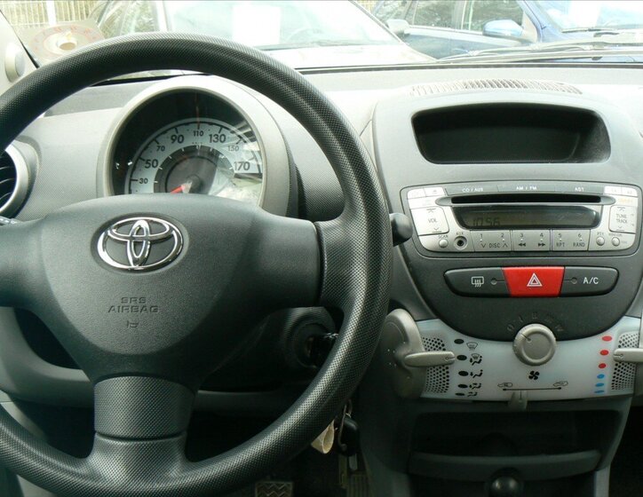 Toyota Aygo Hatchback 998,0 50 kw