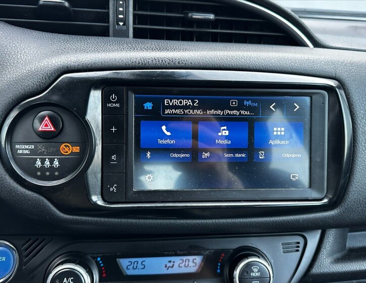 Toyota Yaris Kombi 1,5 l 54 kw