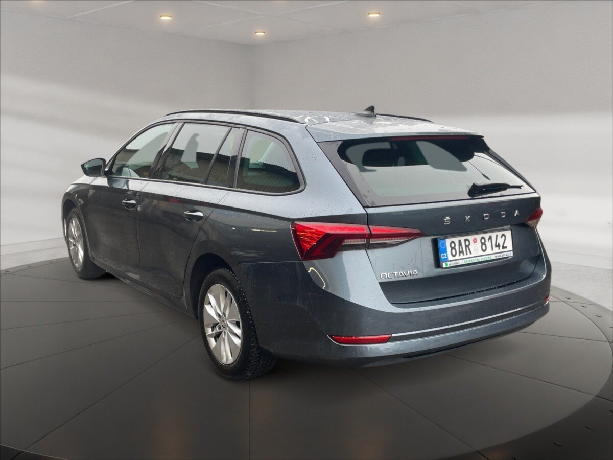 Škoda Octavia Kombi 2,0 l 85 kw