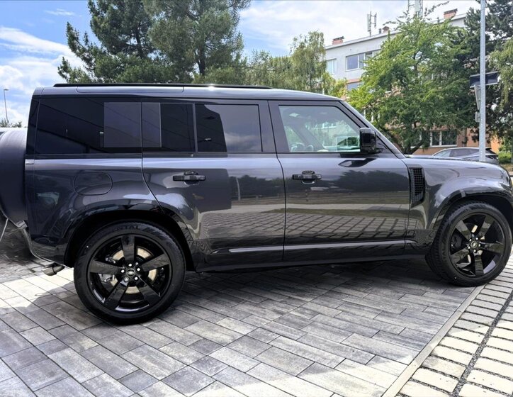 Land Rover Defender SUV 5,0 l 313 kw